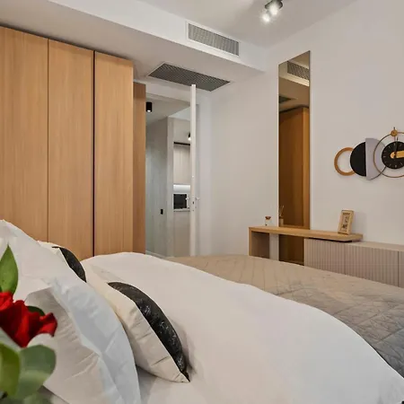 One Luxury - Herastrau Vista * 布加勒斯特