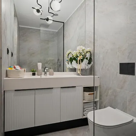 One Luxury - Herastrau Vista * 布加勒斯特